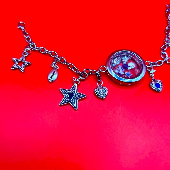 Dallas Cowboys Handmade Charm Bracelet - Picture 2 of 2